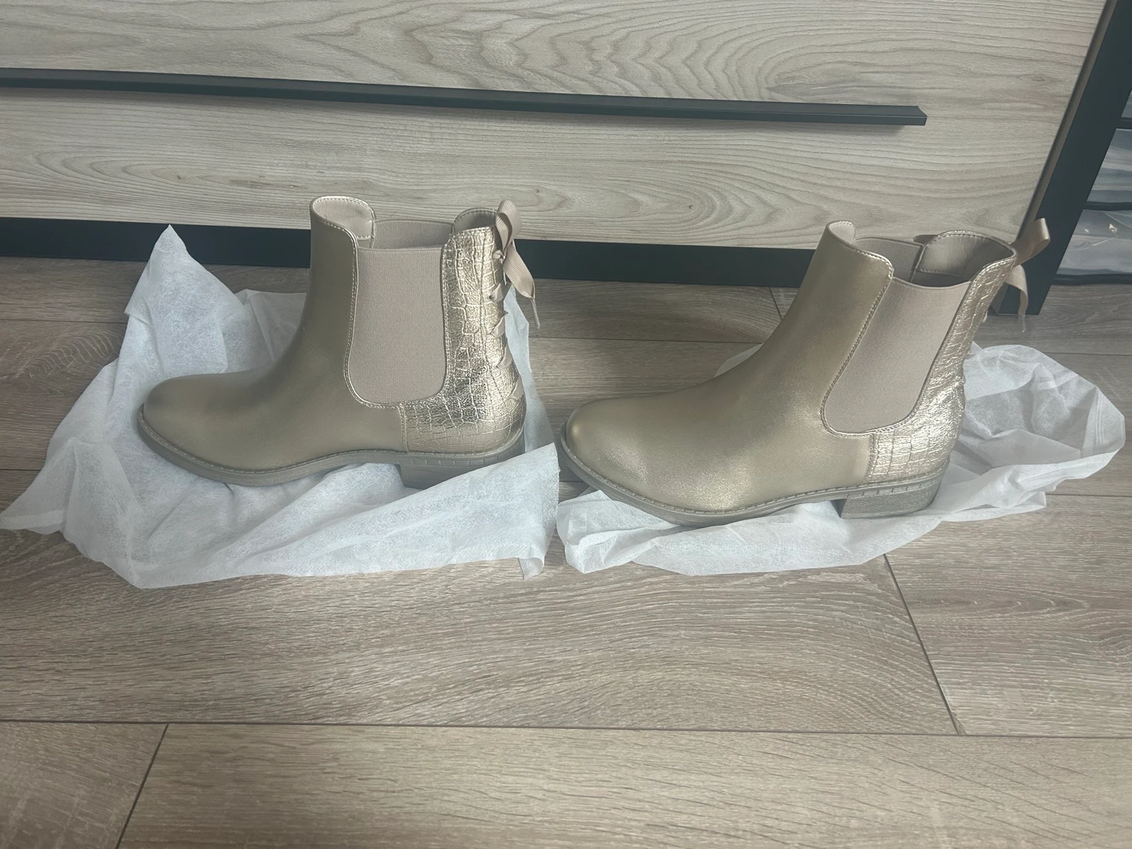 Bottines taille 39 neuves 